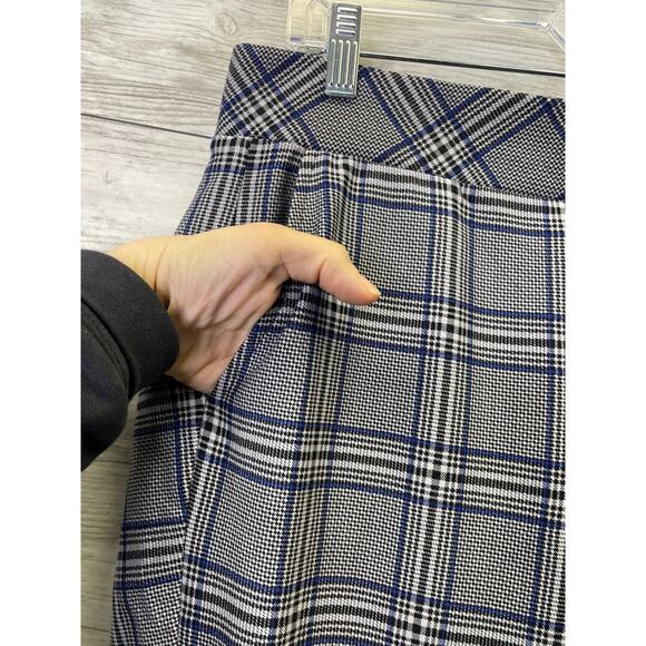 Torrid 0 Womens Pants Blue Plaid Ponte Pull On Elastic Waist Relaxed Fit Pockets - Picture 2 of 10
